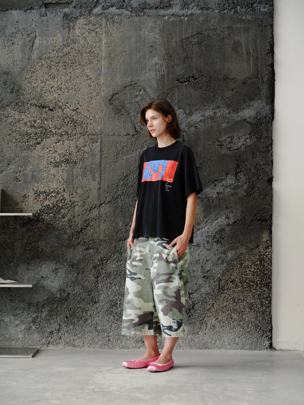 Reason Camo Cropped Pants - Image 6